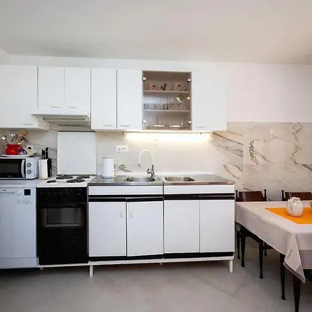 펜션 House Zeljka *