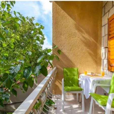 House Zeljka Semesterbostad Podstrana