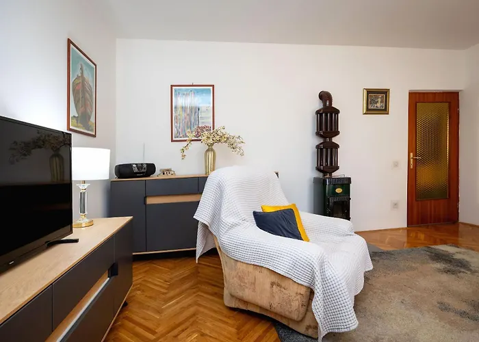 Semesterbostad House Zeljka Podstrana