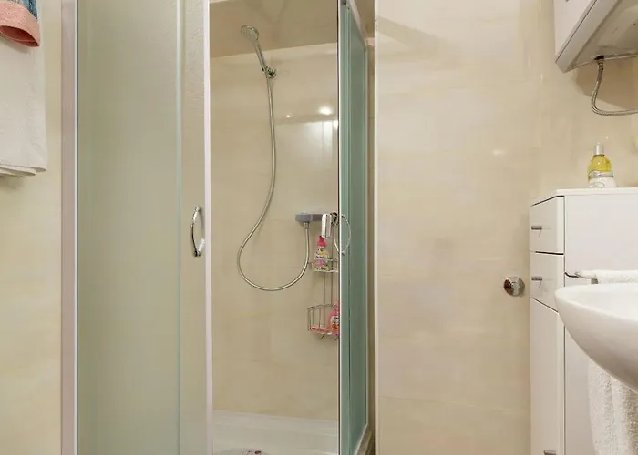 Semesterbostad House Zeljka